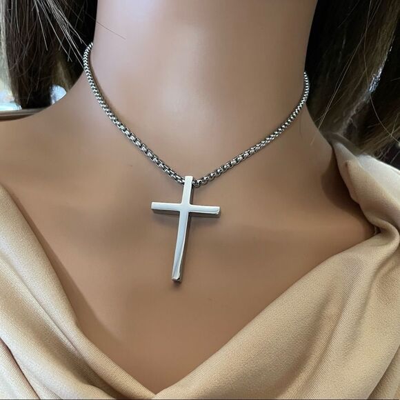 NEW Chunky Silver Cross Choker Necklace - Picture 2 of 9